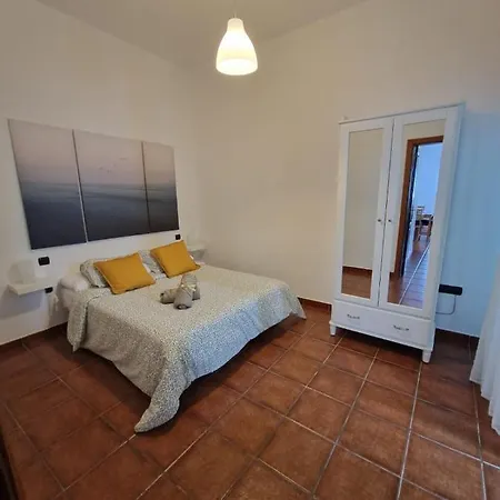 Casa Calandrilla Apartment *